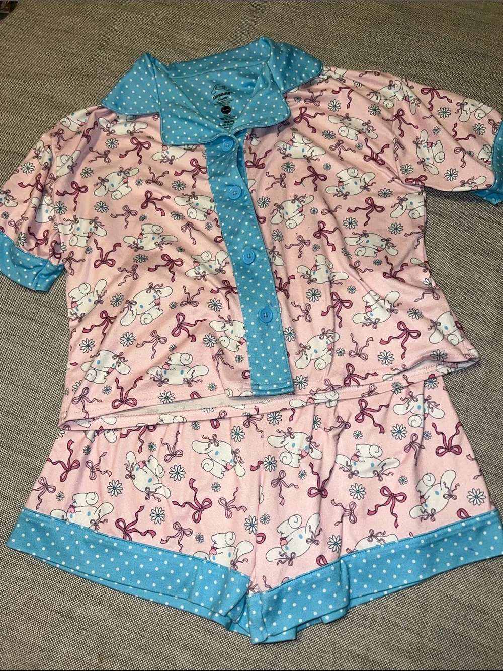 Girls Pink and Blue Short Pajama Set - Cute Bow Animal Print cinnamon roll M 7/8